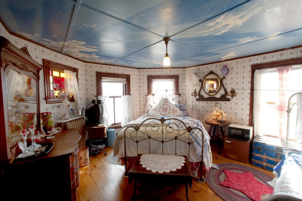 Enchanted Nights Bed & Bath Kittery Værelse billede